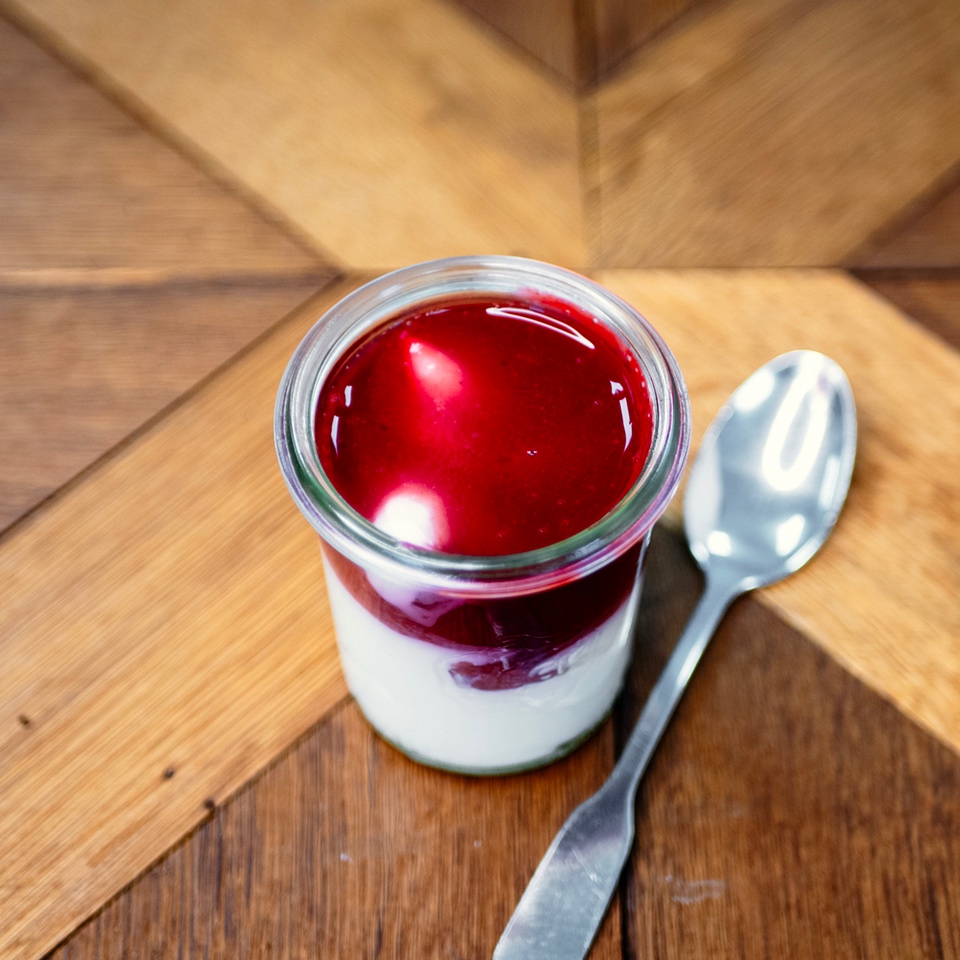 Fromage blanc et son coulis du jour